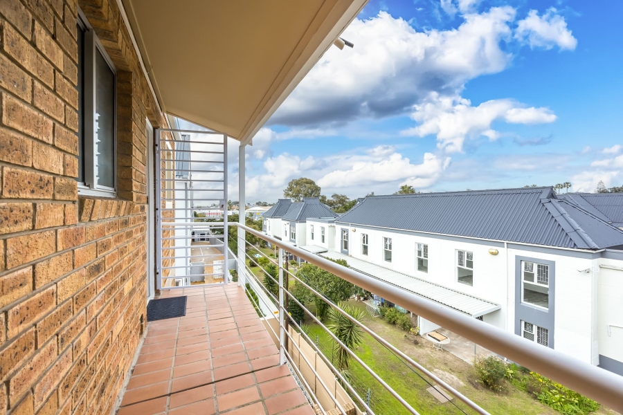 2 Bedroom Property for Sale in Durbanville Western Cape